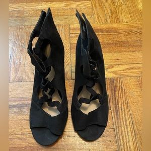 Torrid black pumps - peep toe with zipper in the back